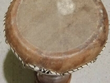 DJEMBE en BOIS de taille 42cm jamais servie